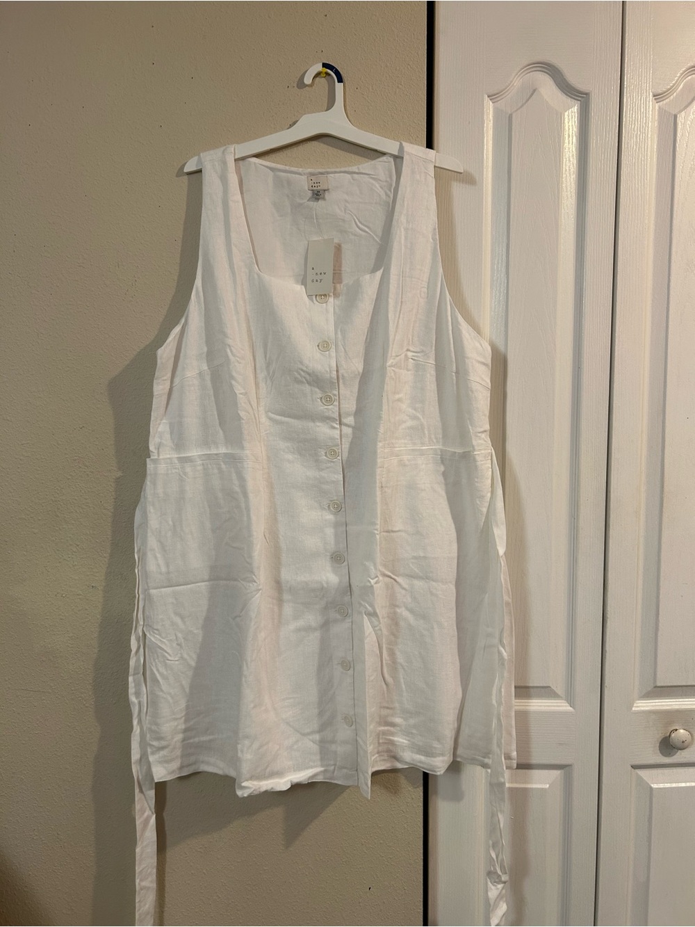A new day White Button-Front Women’s Linen dress